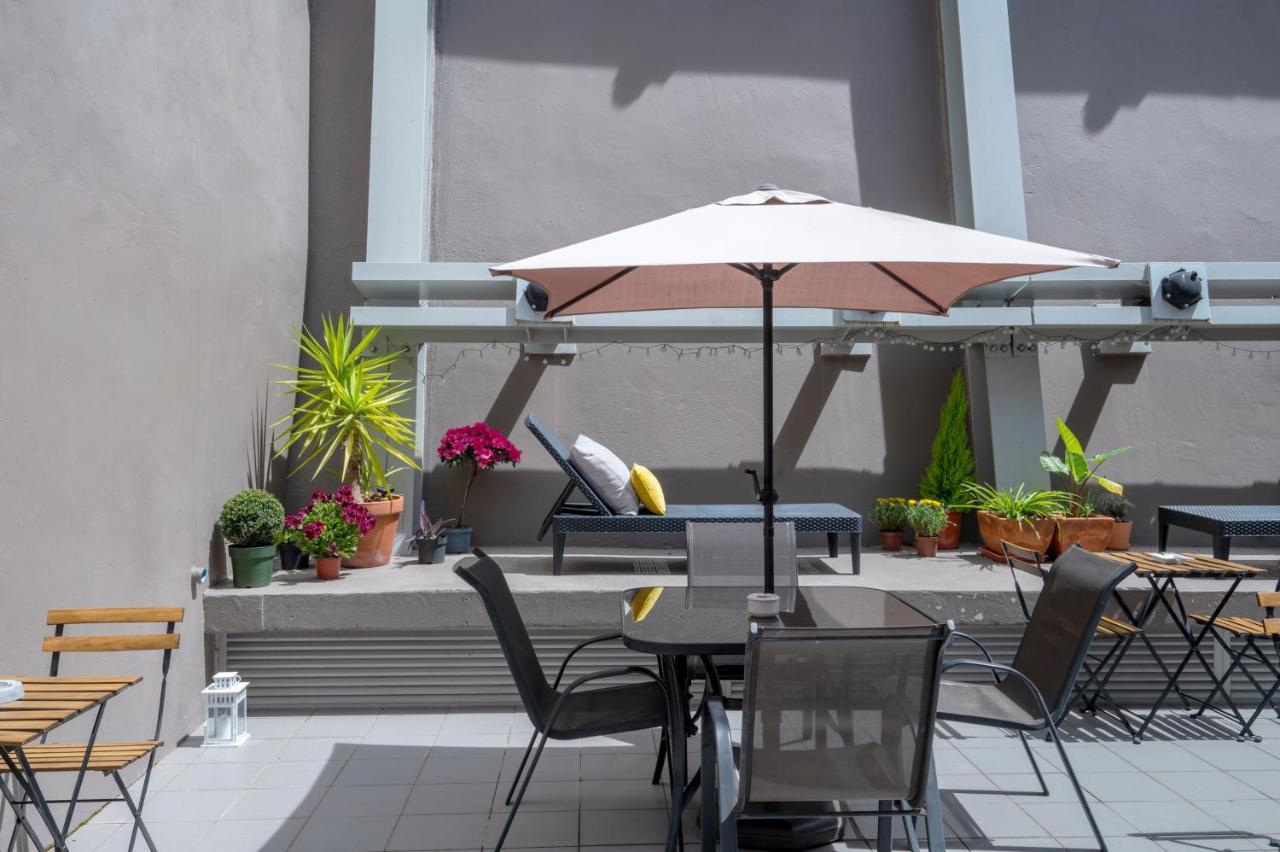 Dumont Lisbon Guesthouse Bagian luar foto