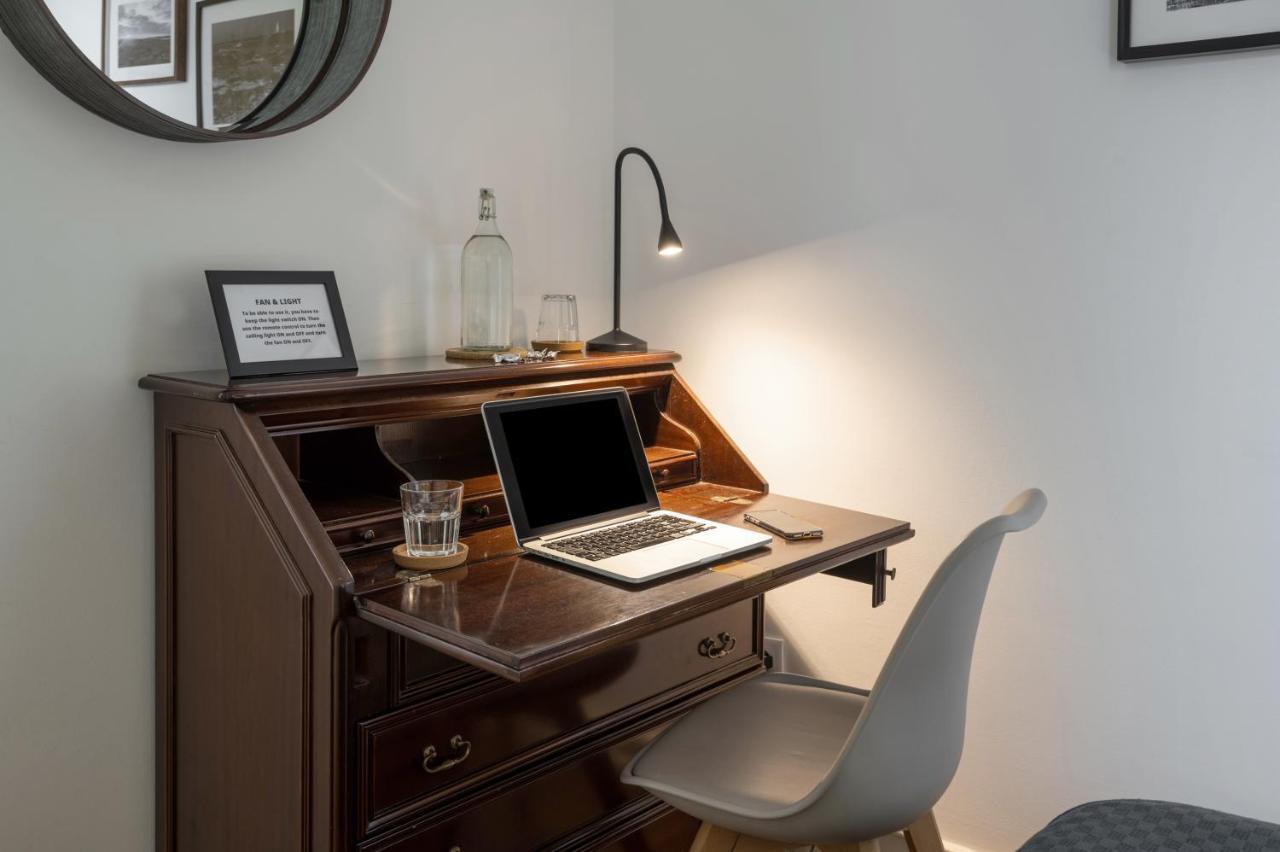 Dumont Lisbon Guesthouse Bagian luar foto