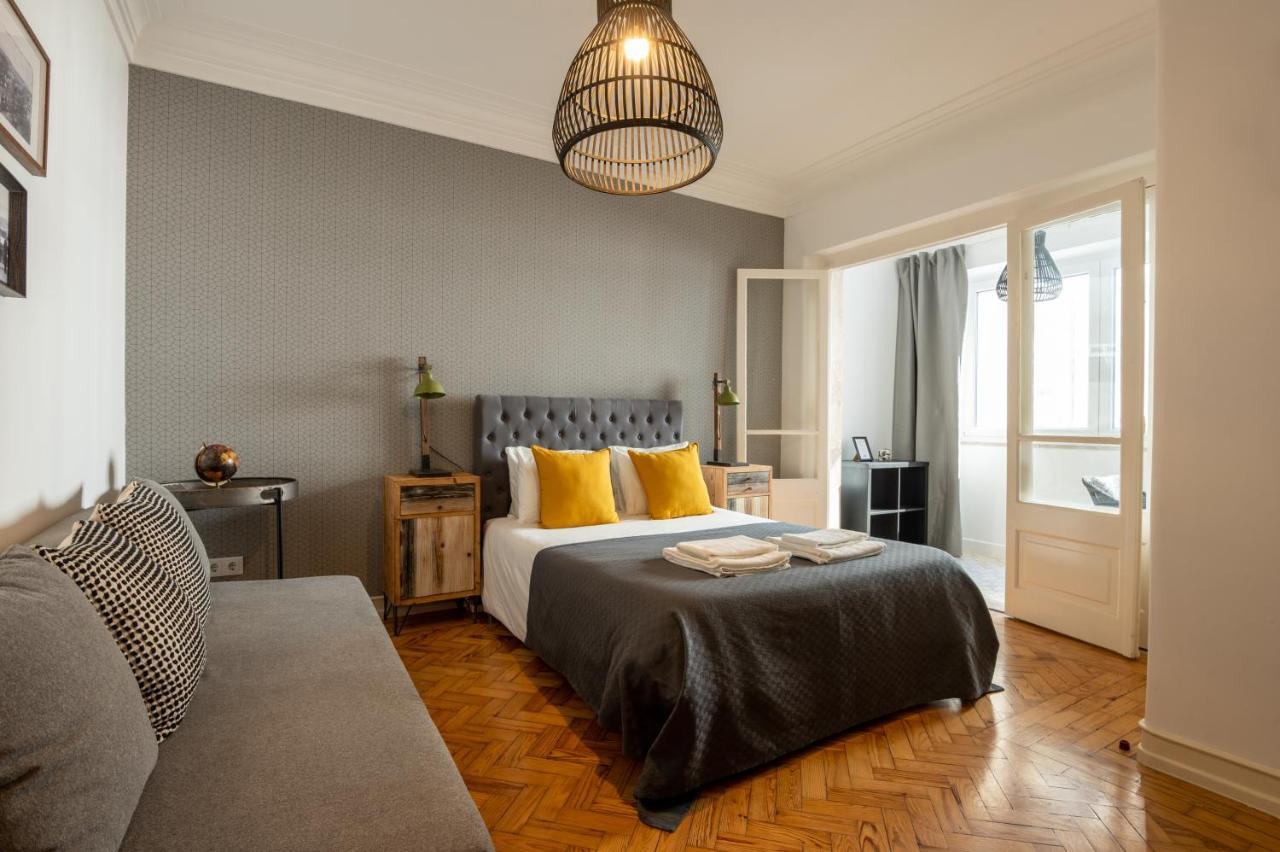 Dumont Lisbon Guesthouse Bagian luar foto